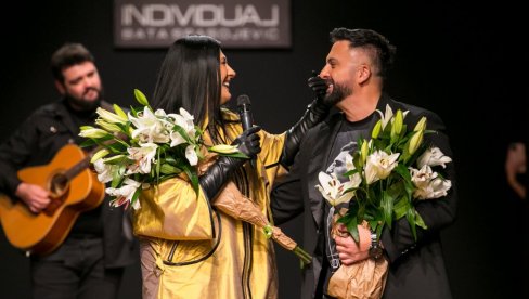 SPEKTAKULARNA ZAVRŠNICA REVIJE BATE SPASOJEVIĆA: Kaliopi hit „Rođeni“ najzad uputila na pravu adresu (FOTO)