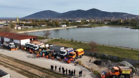 SNEG PAO, ZIMSKA SLUŽBA SPREMNA: Vršac se sinoć nakratko zabeleo, nije bilo potrebe za intervencijom