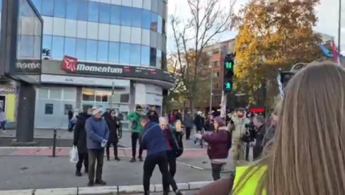 GRUHONJIĆ I NJEGOVA BANDA SADA TUKU I ŽENE: Ekskluzivan snimak - jezive scene u Novom Sadu (VIDEO)