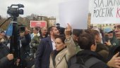 ОПОЗИЦИЈА ПРАВИ ХАОС У НОВОМ САДУ: Протесте предводи Мариника Тепић - блокиран саобраћај, свађа са грађанима (ВИДЕО)