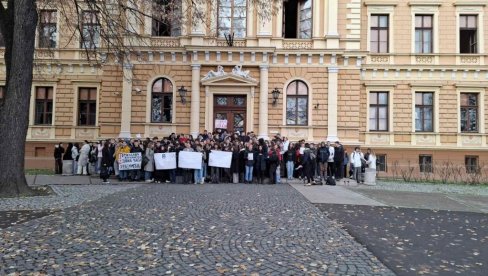 POSLE UNIVERZITETA U NOVOM PAZARU, OBUSTAVLJA SE BLOKADA I U NOVOM SADU