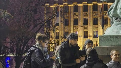 KOORDINISANJE „STUDENTSKIH“ PROTESTA IZ TIRANE: Obojena revolucija po receptu zapadnih NVO