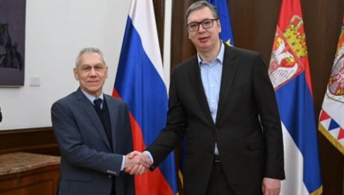 VUČIĆ SA RUSKIM AMBASADOROM HARČENKOM: Da predstojeća godina donese prekid svih sukoba i dugo očekivani mir za sve (FOTO)