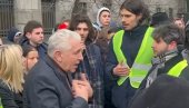 PRETNJE ANĐELKOVIĆU NA PROTESTU ISPRED POŠTE: Ajde da prebijemo ovoga (VIDEO)