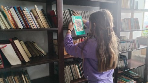 BIBLIOTECI KNJIGE OD NOVOSTI Naslovi naše izdavačke delatnosti stigli u selo Lopardince kod Bujanovca