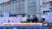 KAKVA LAŽOVIZIJA! Žaklina se hvali kako studenti imaju podršku i ljudi sa terasa okolnih zgrada a na toj terasi (VIDEO)