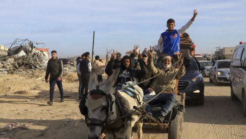 PALESTINCI SE VRAĆAJU KUĆI: Idato upozorenje da se drže dalje od IDF (FOTO)