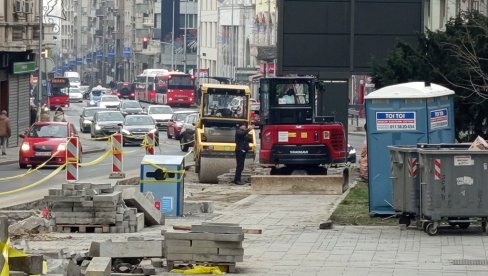 MAŠINE ZAPOSELE PRIZRENSKU: Zbog radova ponovo raskopana ulica u centru Beograda