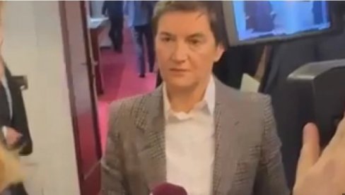 BRNABIĆ REŠILA PROVOKATORE IZ KRENI PROMENI: Prišla im da razgovaraju i ogolila njihovo neznanje (VIDEO)