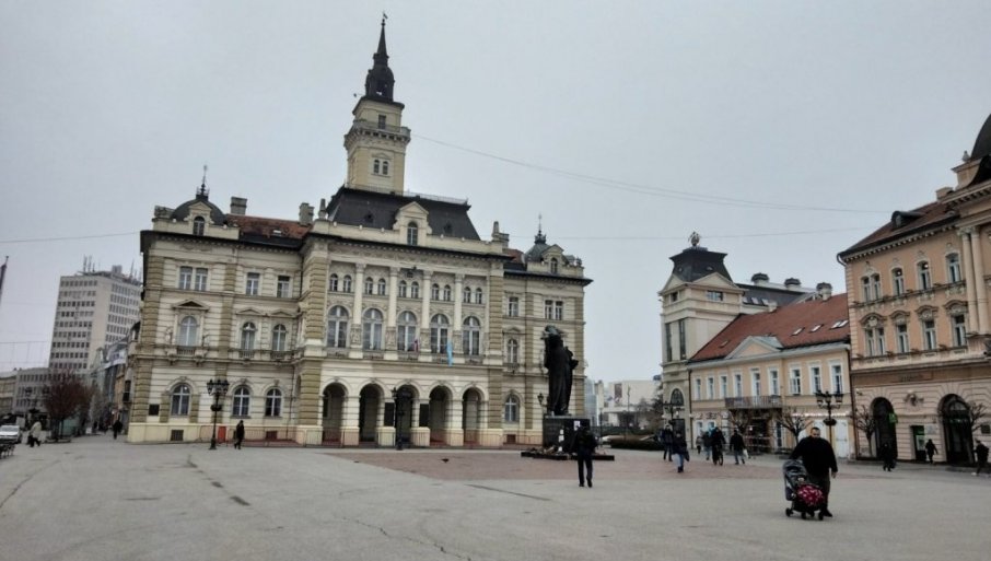 NOVI SAD I OVE GODINE FINANSIRA USLUGE LIČNOG PRATIOCA ZA 500 KORISNIKA: Čak 730 puta veći budžet za te namene u odnosu na 2012.