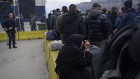 SANTORINI NAPUSTILO 11.000 LJUDI: Ne prestaju zemljotresi na ostrvu - drama sve veća (FOTO)