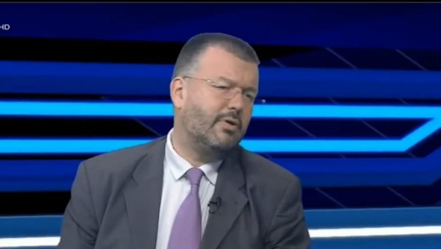 PROFESOR ZABRINUT: Plašim se da neko iz inostranstva ne zapuca, to bi bio okidač za obojenu revoluciju baš kao u Kijevu! (VIDEO)